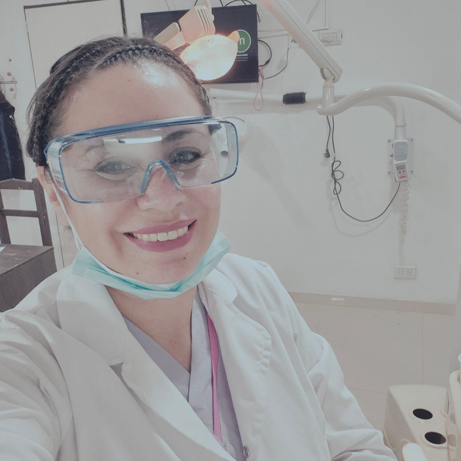 Dra. María Romero - Implantología